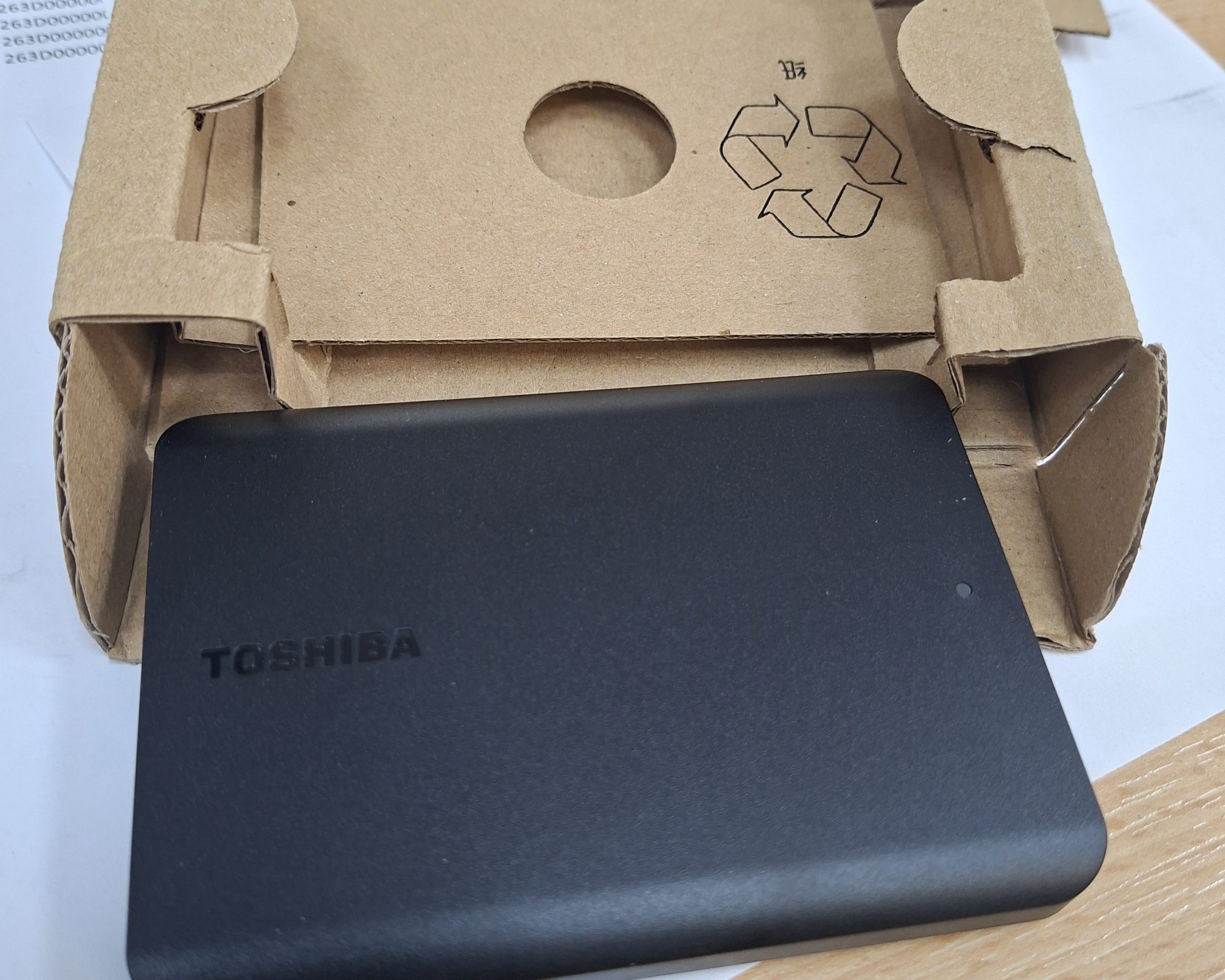 TOSHIBA Canvio Basics 1TB 2.5 inča crni eksterni hard disk HDTB510EK3AA outlet
